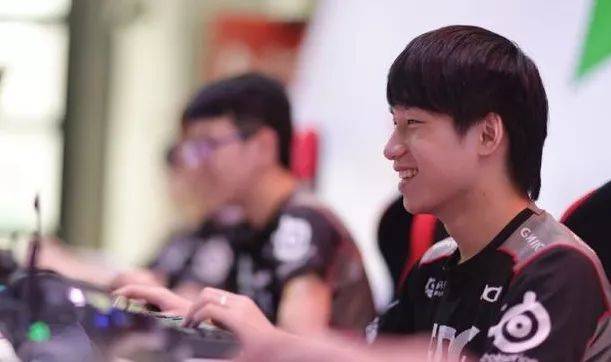 乔治复出后快船强势反弹