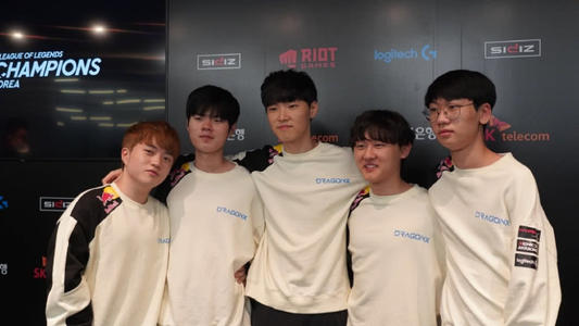 高尔德：穆勒能来温哥华白浪真是太棒了，希望下周我们能夺冠