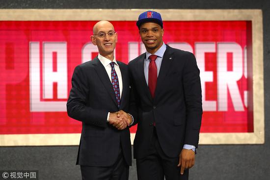 比赛集锦：拉齐奥2-0莱切