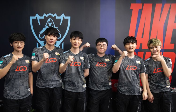 现和分析其 现和分析其