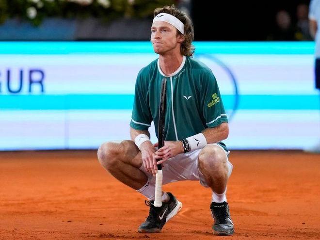 小胜海登海 小胜海登海