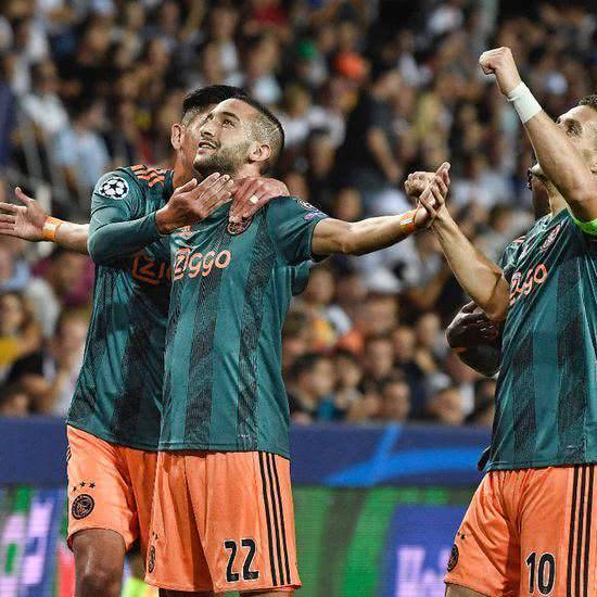 对其身体状 对其身体状